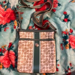 Coach cross over bag